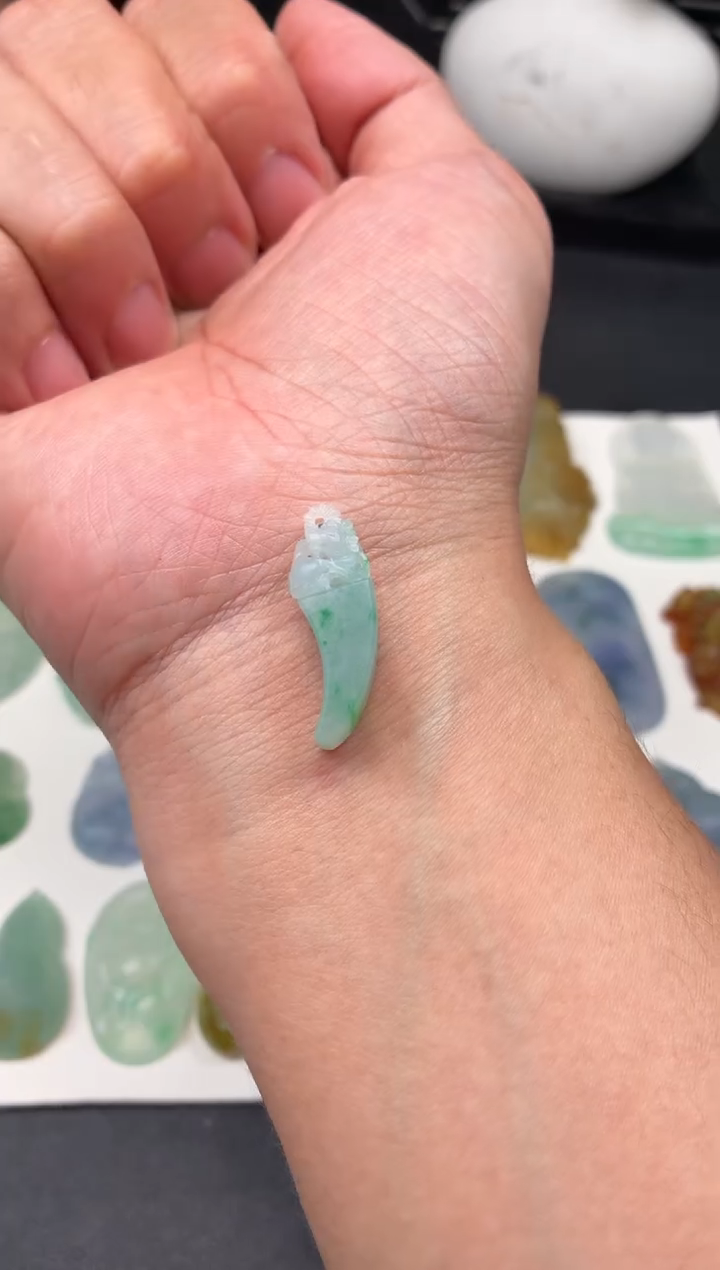 未镶嵌定制翡翠翡翠