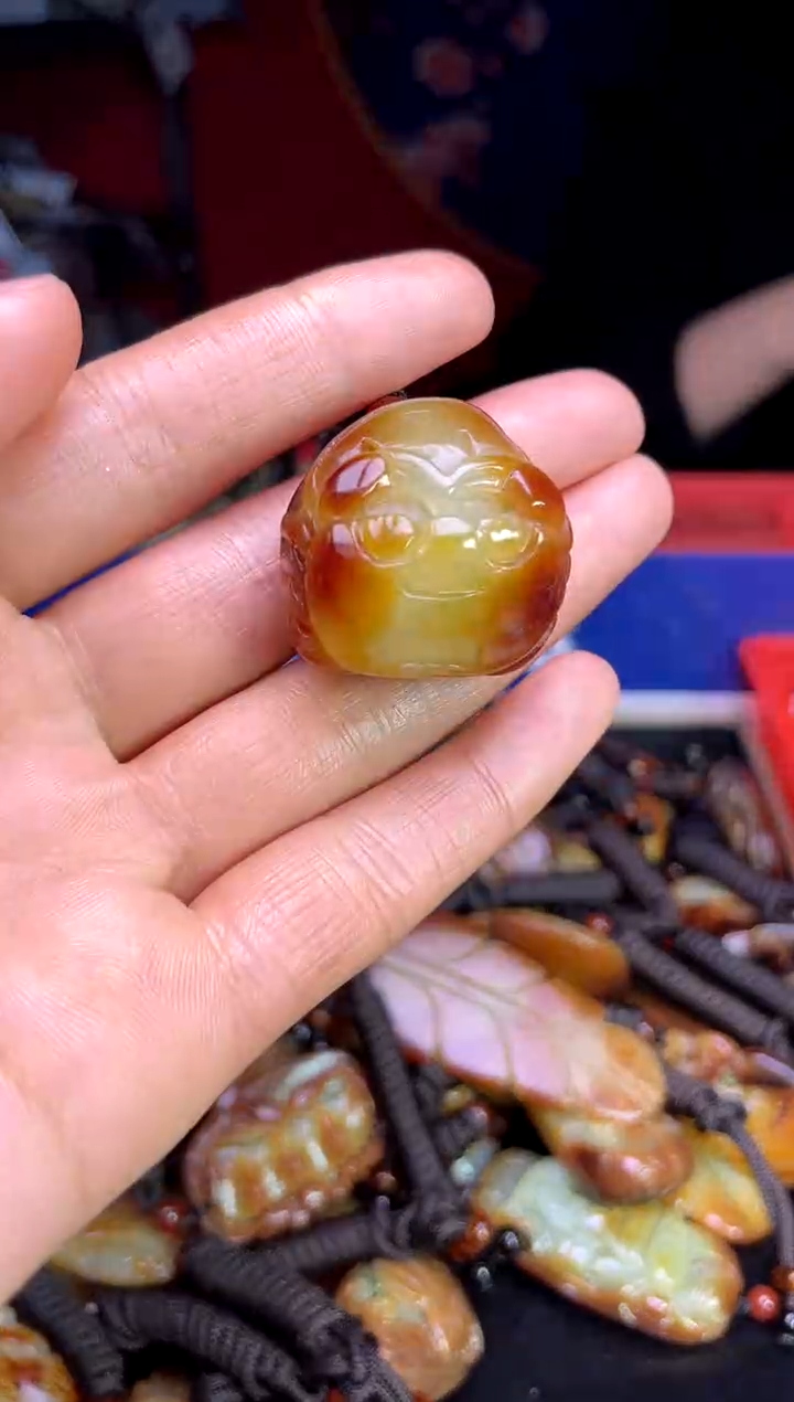 【闪购商品】和田玉未镶嵌颈饰1