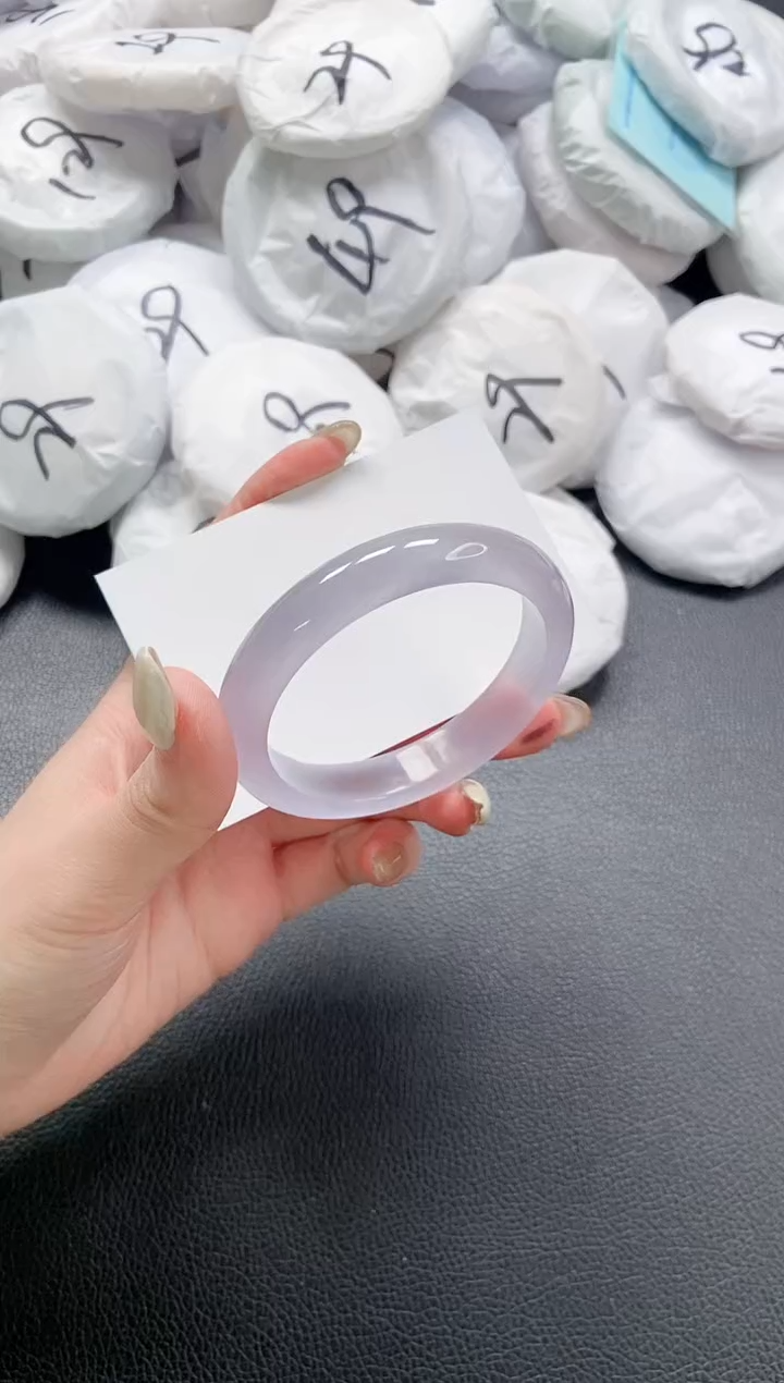 【闪购商品】石英质玉手镯未镶嵌 8L213-54