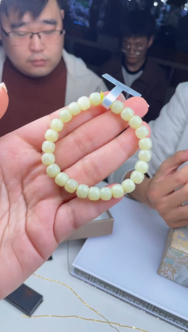【闪购商品】和田玉手串未镶嵌天然和田玉拍一发一