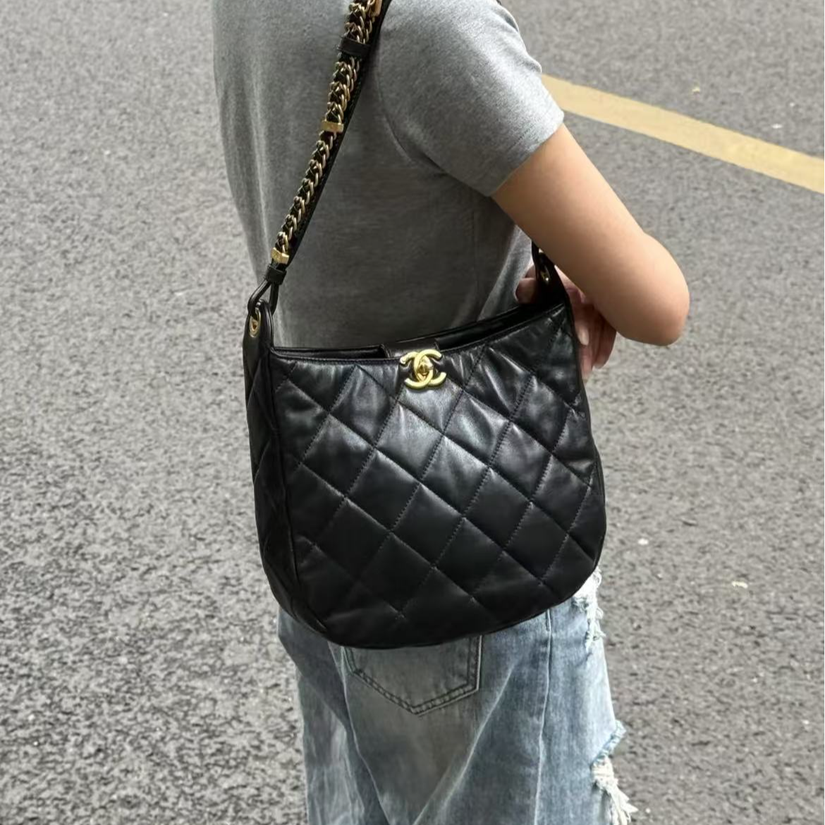 99新 Chanel/香奈儿 23B 黑金拼接链条hobo嬉皮包单肩包腋下包