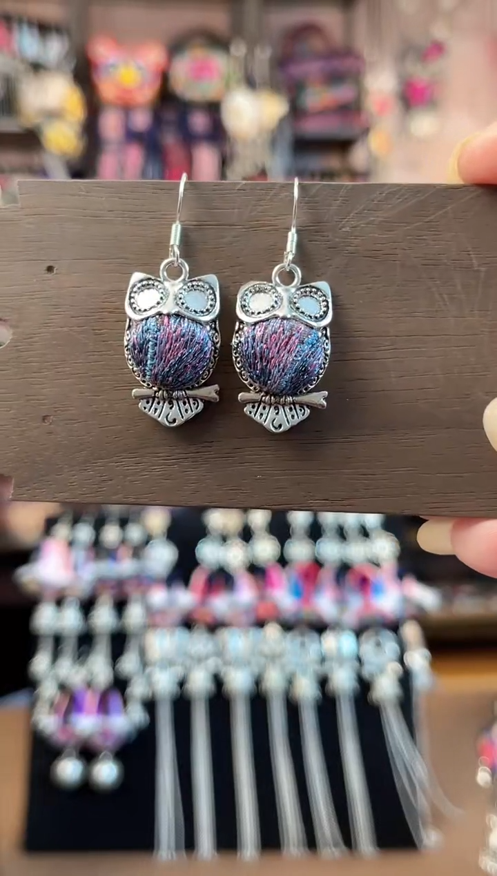 织绣民族风手工非遗老绣饰品109