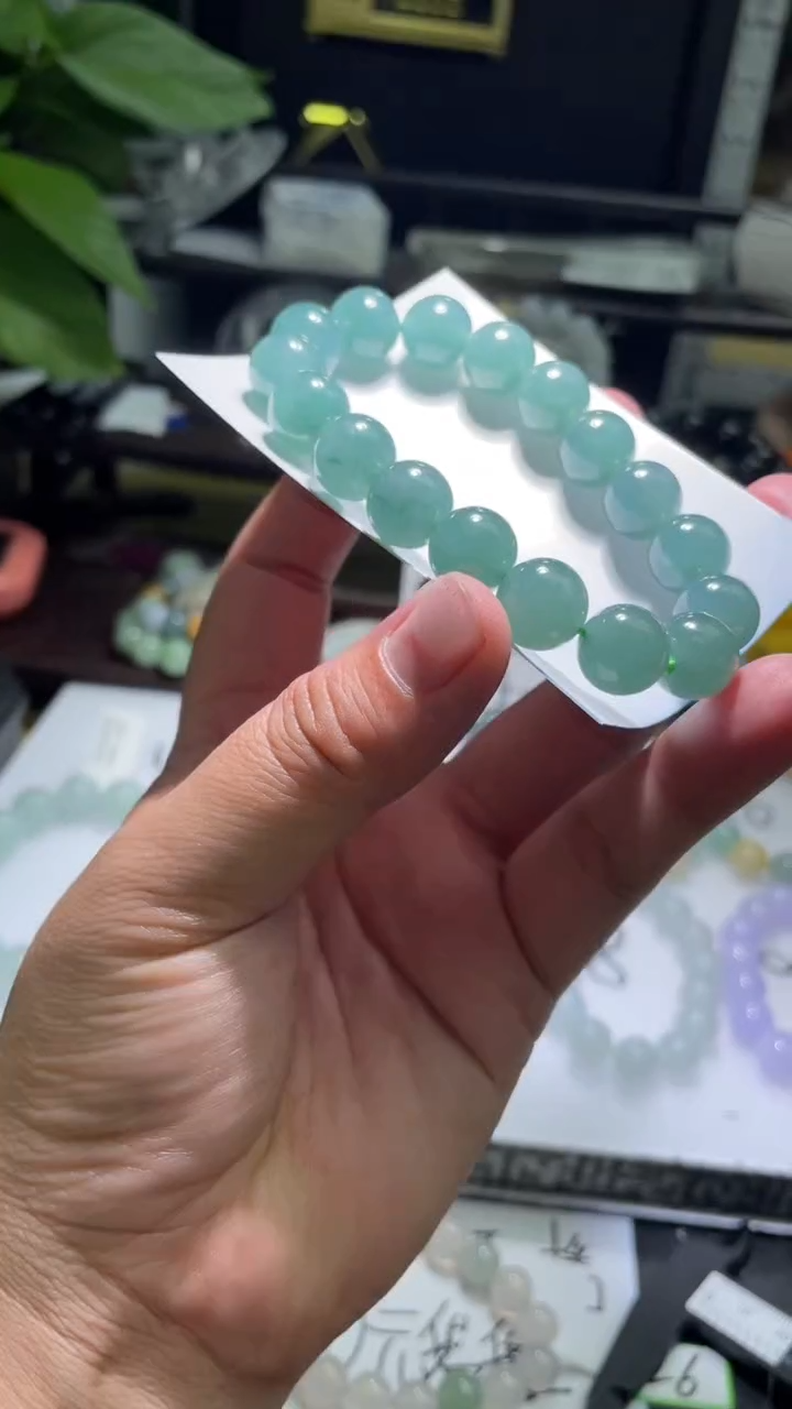 【闪购商品】翡翠手串未镶嵌翡翠