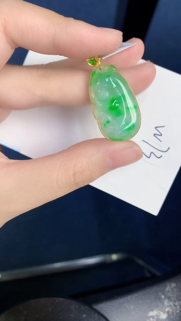 【闪购商品】翡翠颈饰18K金镶嵌000000000