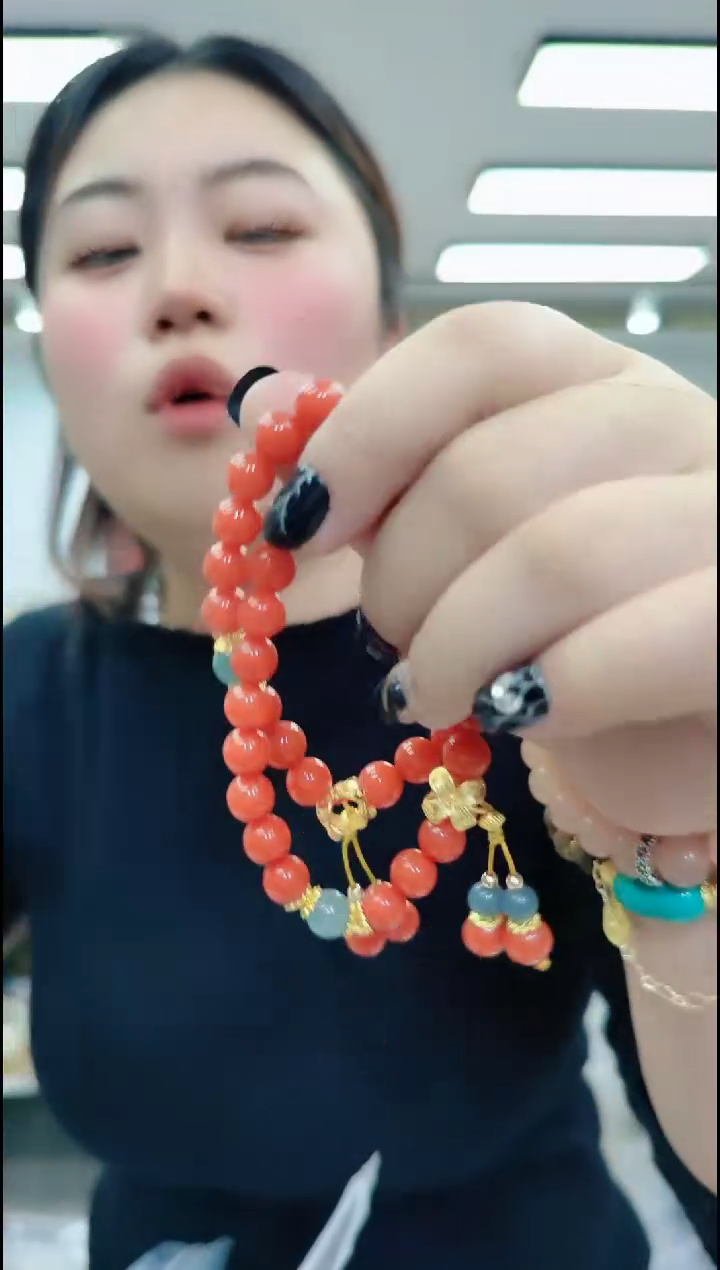 【闪购商品】南红玛瑙颈饰合金3064柿子红手串