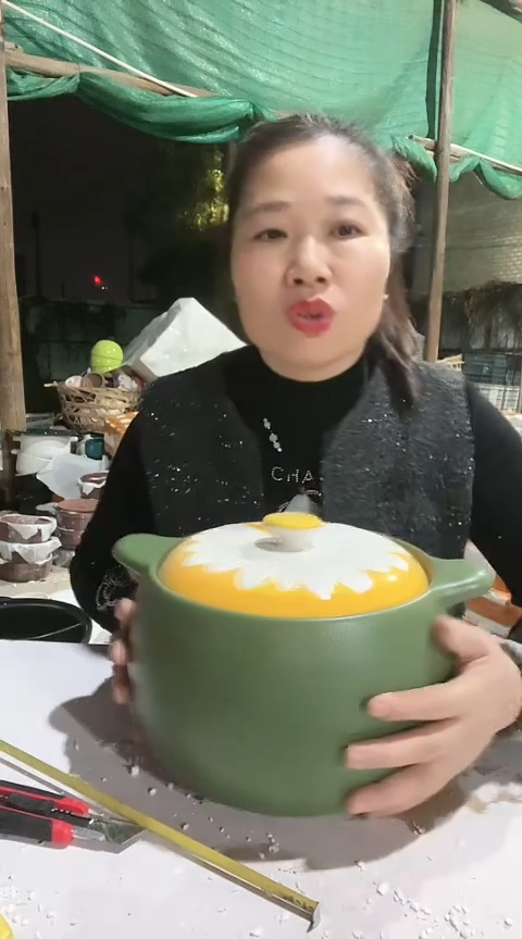 陶明显瑕疵5.0绿色大肚锅
