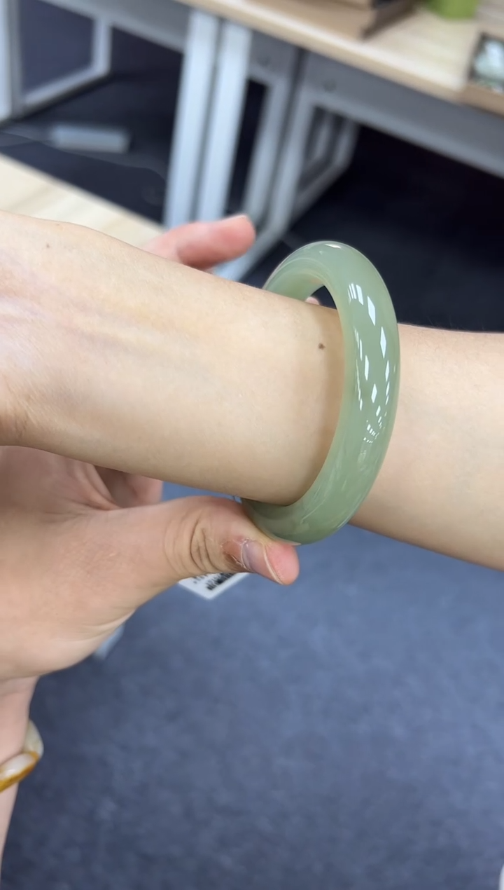 未镶嵌手镯和田玉57.5  161