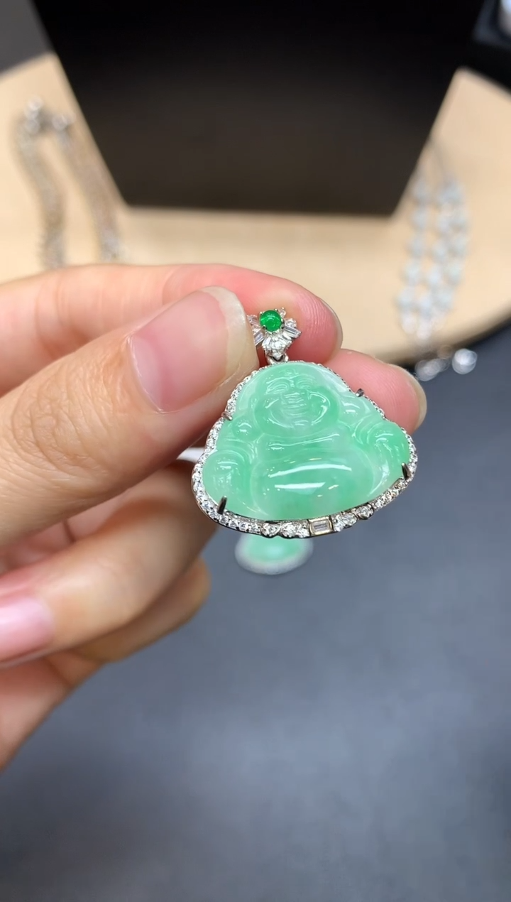 【闪购商品】翡翠吊坠(不含链)银S925镶嵌佛公【多样性发其一】