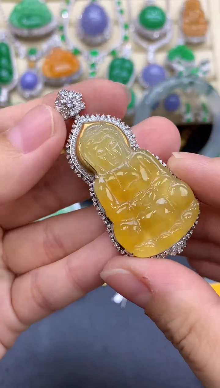 颈饰18K金镶嵌翡翠512-中国好珍宝