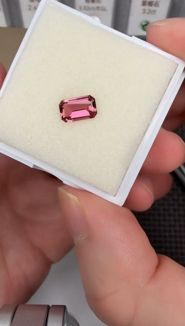 【闪购商品】碧玺祖未镶嵌1ct-B012236