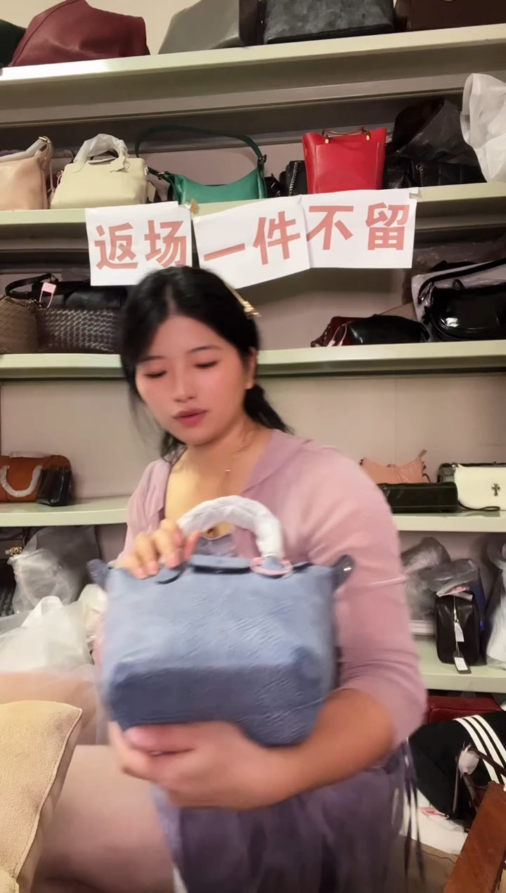 黄牛皮（革）斜挎包新款夏单真皮女包单肩