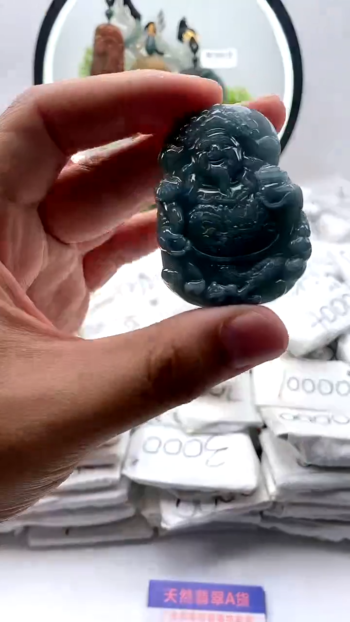 【闪购商品】翡翠颈饰未镶嵌财神【品质一般介意慎拍】