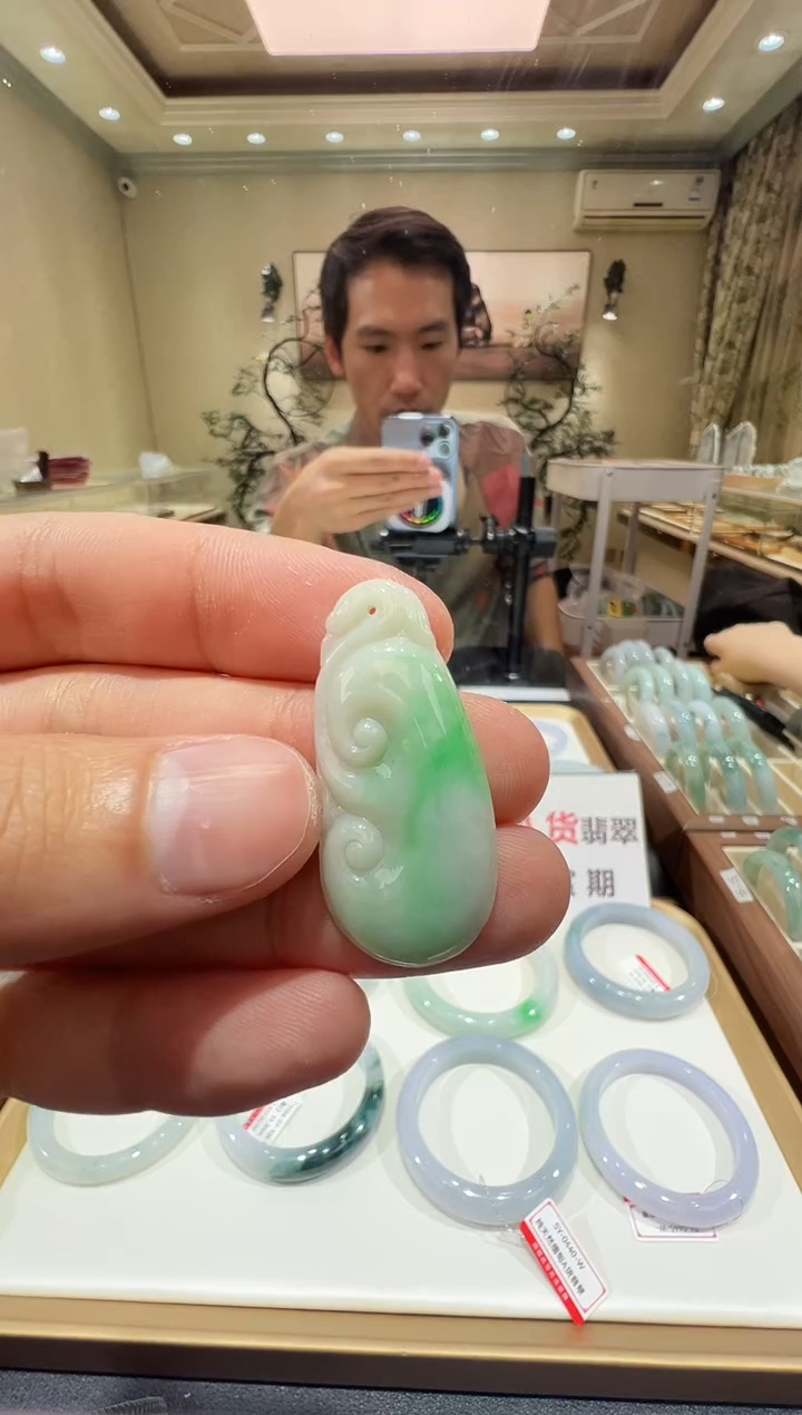 颈饰未镶嵌翡翠-纯天然缅甸A货翡翠如意吊坠