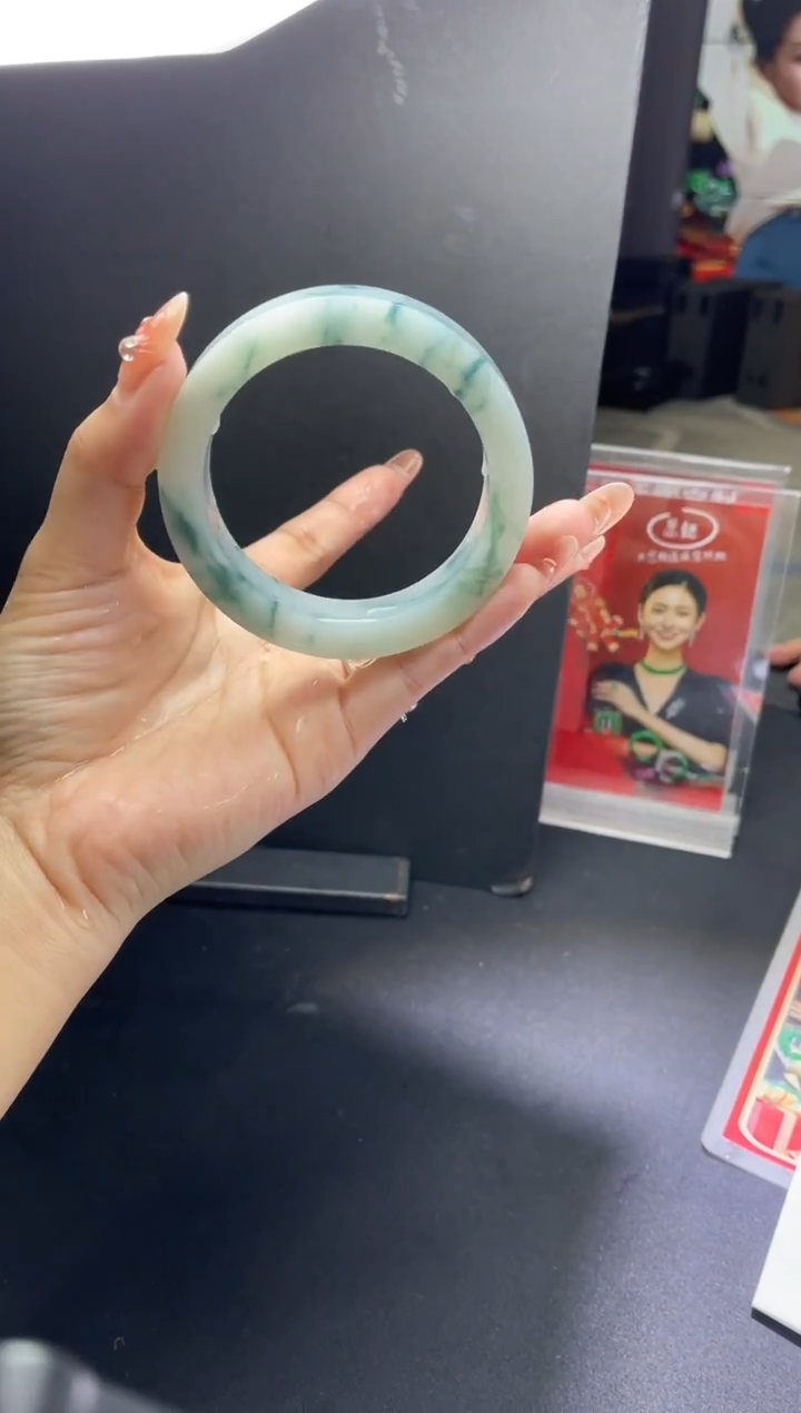 【闪购商品】定制翡翠手镯未镶嵌手镯DDH/发一件