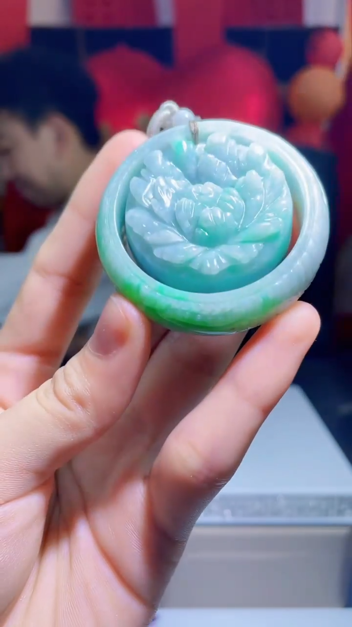 【闪购商品】翡翠吊坠(不含链)未镶嵌A259