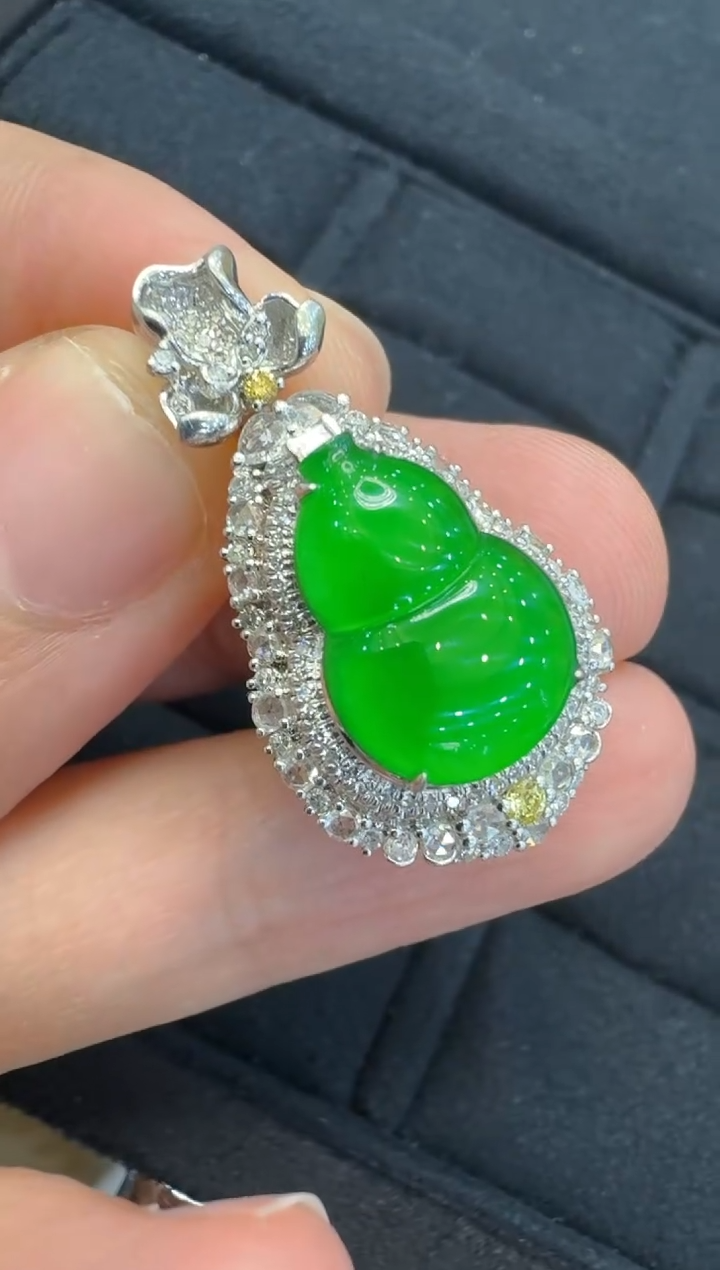 【闪购商品】翡翠吊坠(不含链)18K金镶嵌多样性团购发一件