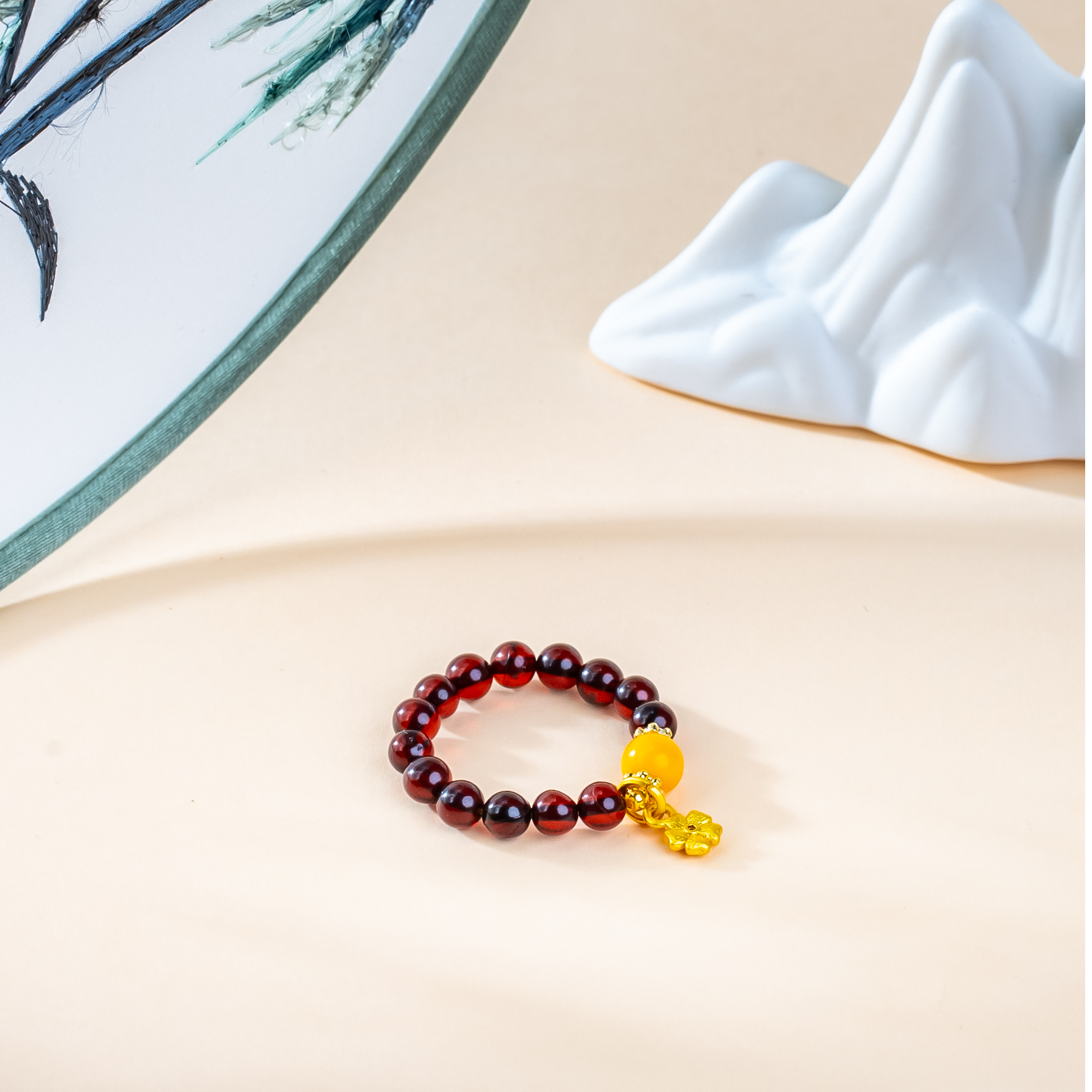 普陀山 血珀蜜蜡有钱花戒指828