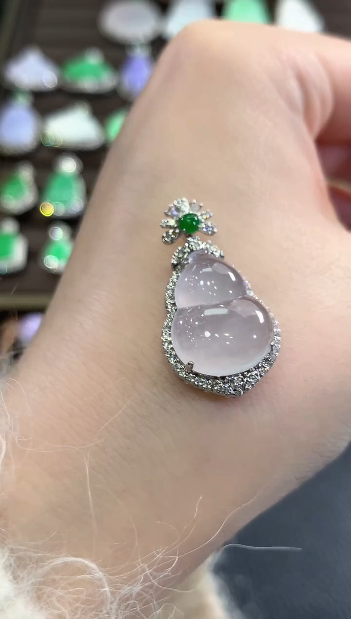 吊坠(不含链)18K金镶嵌翡翠b141 