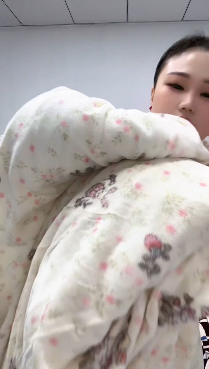 法兰绒2.5X2.3左右以主播所说为准2