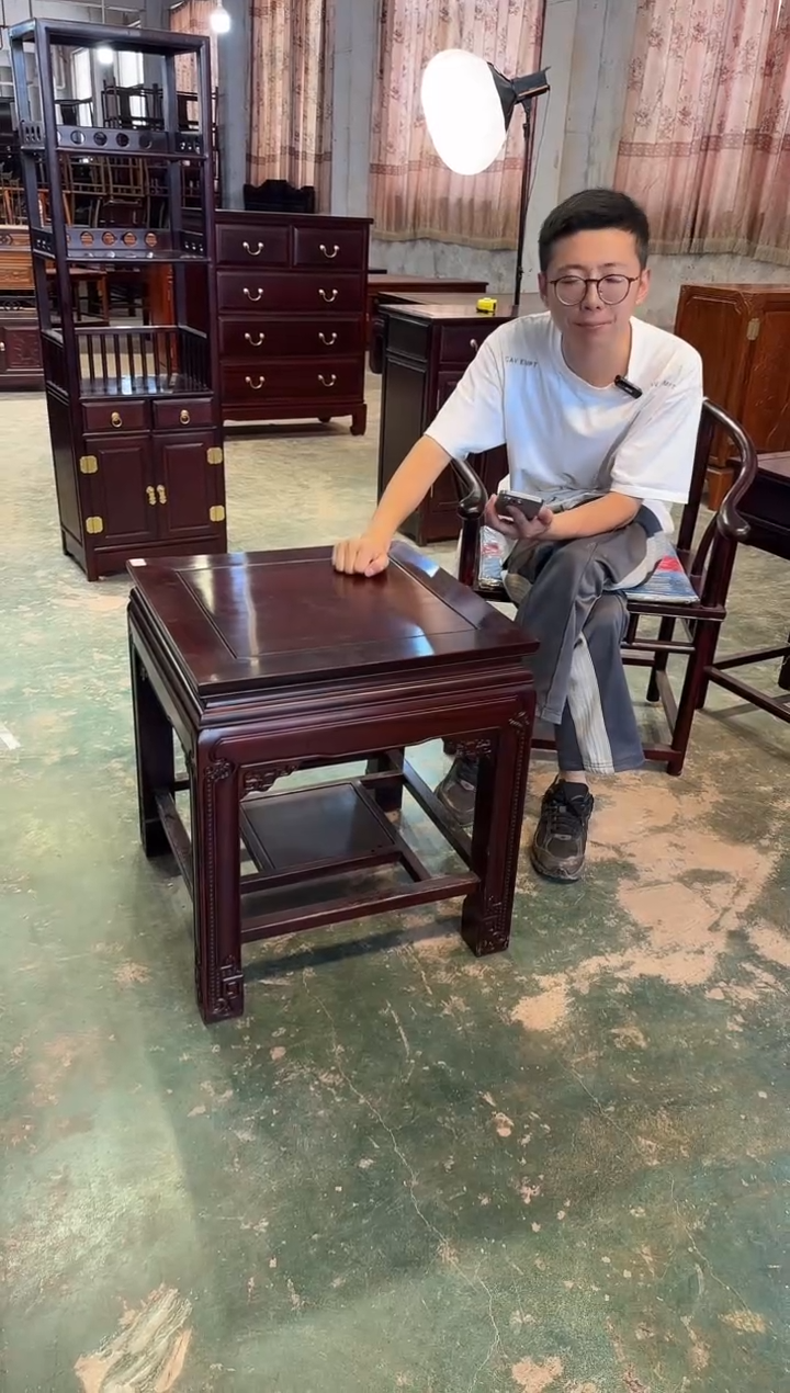 黑酸枝木类成套家具J01