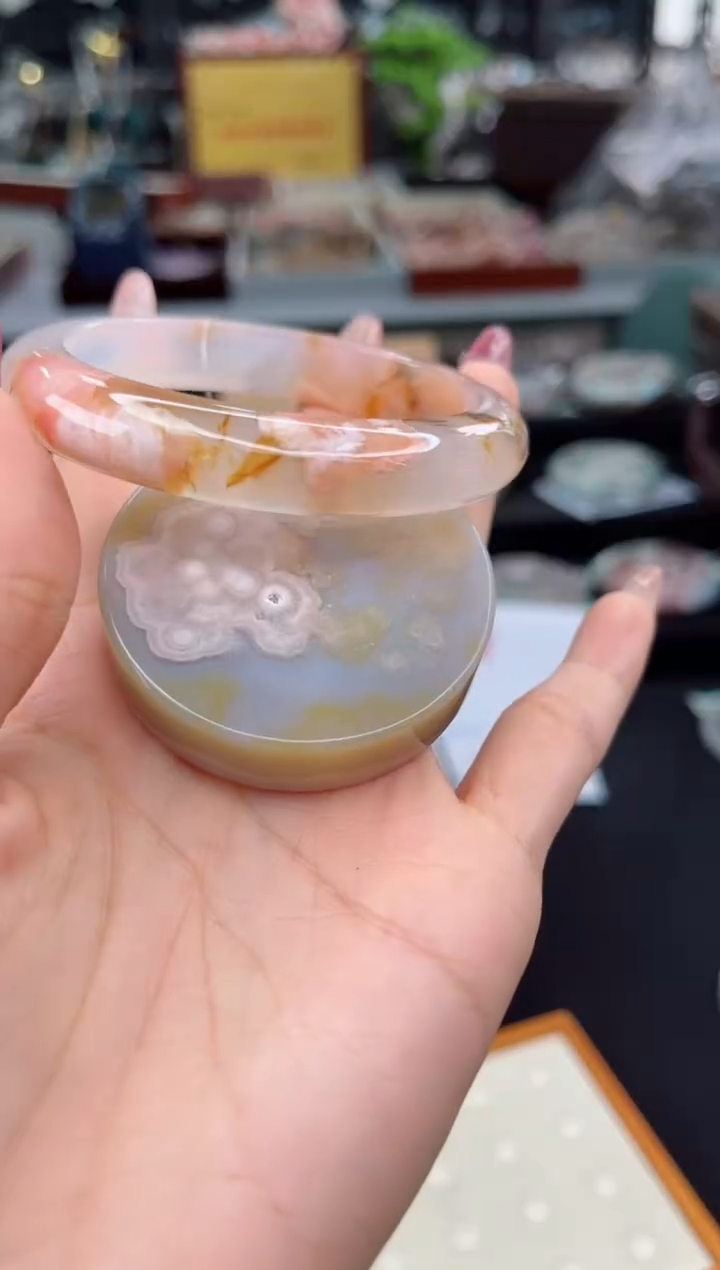 【闪购商品】石英质玉手镯未镶嵌57圈口（赠品镯心）6215268