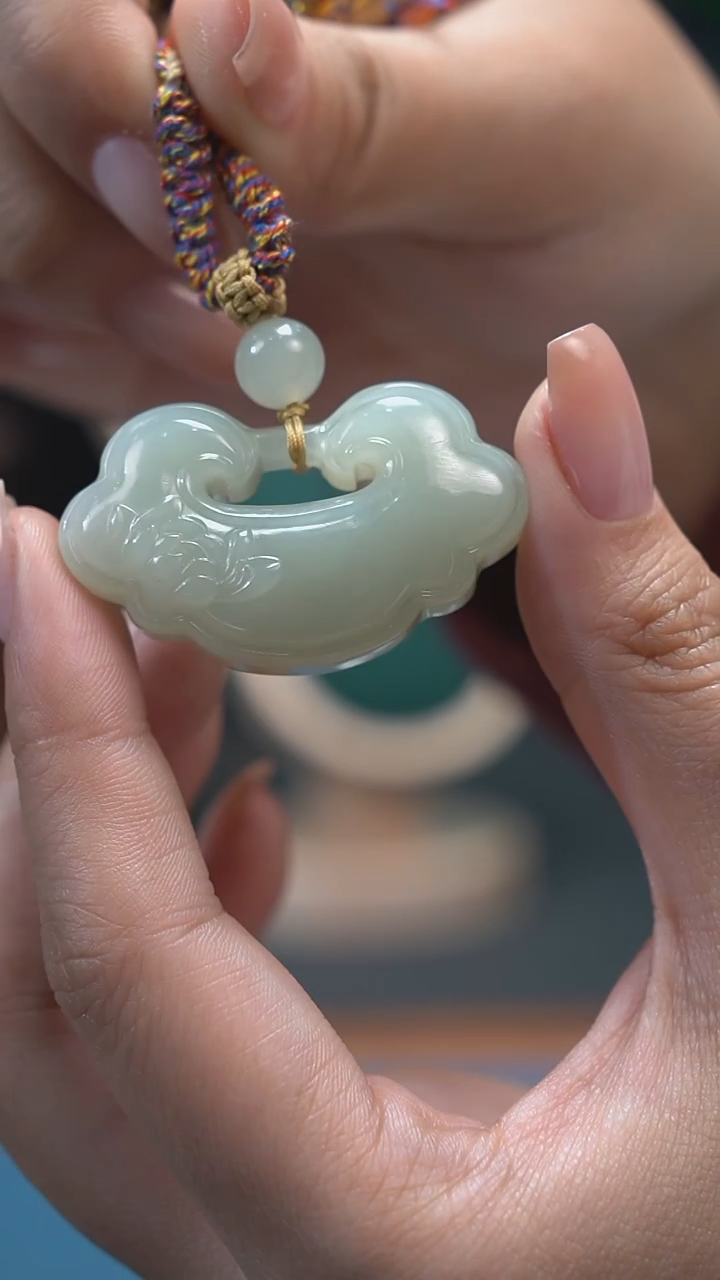 【闪购商品】和田玉吊坠(不含链)未镶嵌如意锁