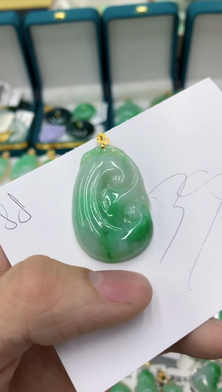 【闪购商品】翡翠颈饰18K金镶嵌1111111111