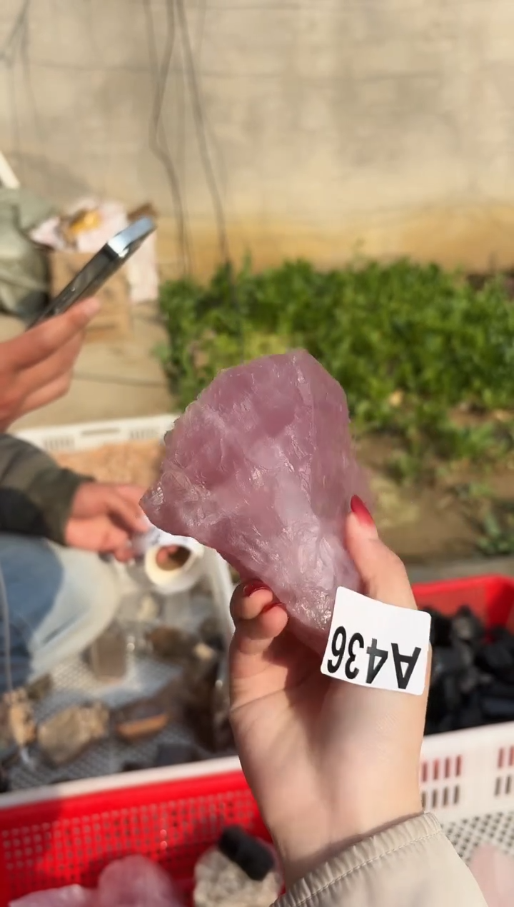 【闪购商品】水晶摆件未镶嵌粉水晶 436