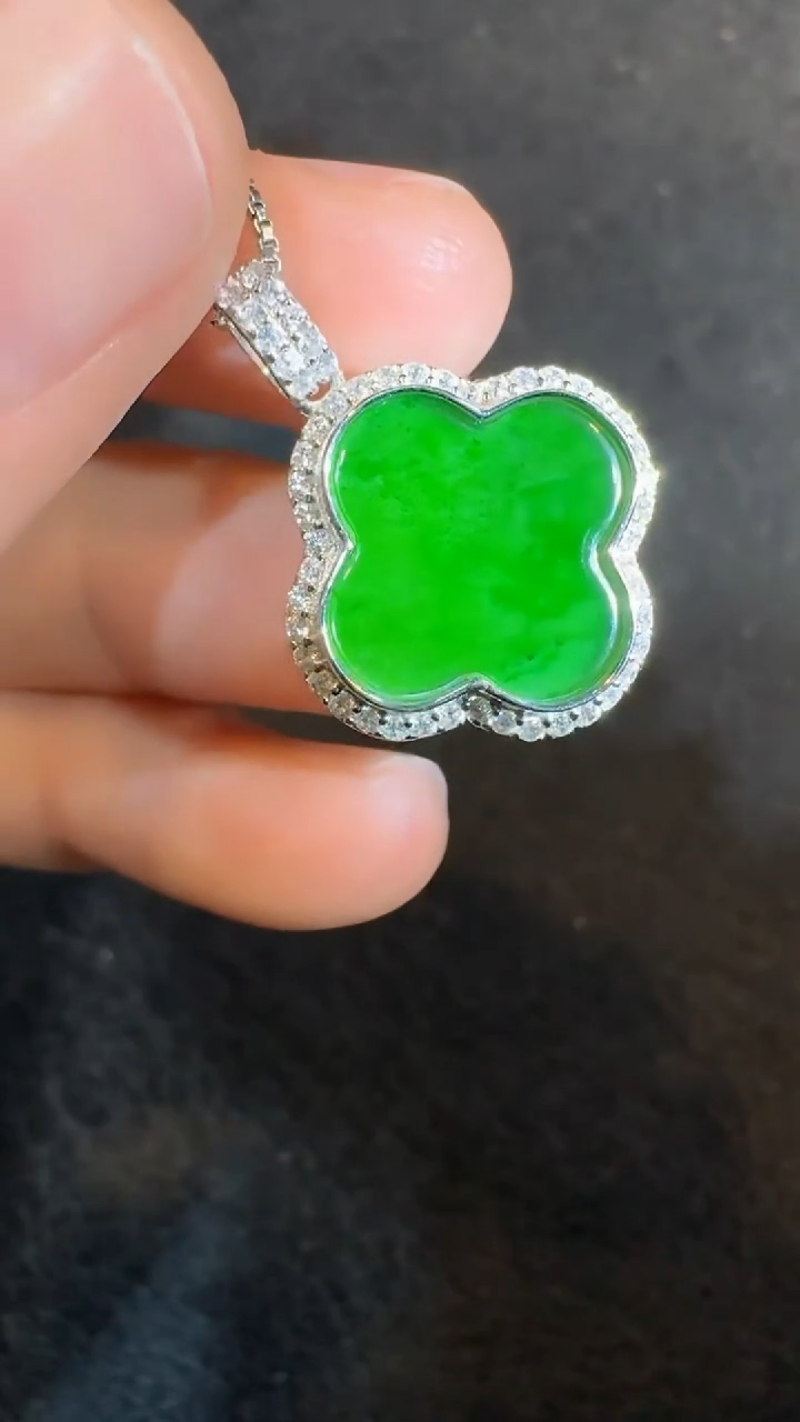 【闪购商品】翡翠吊坠(不含链)未镶嵌多样性发货其一不含链