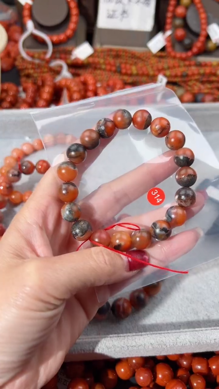 【闪购商品】南红玛瑙手串未镶嵌11+