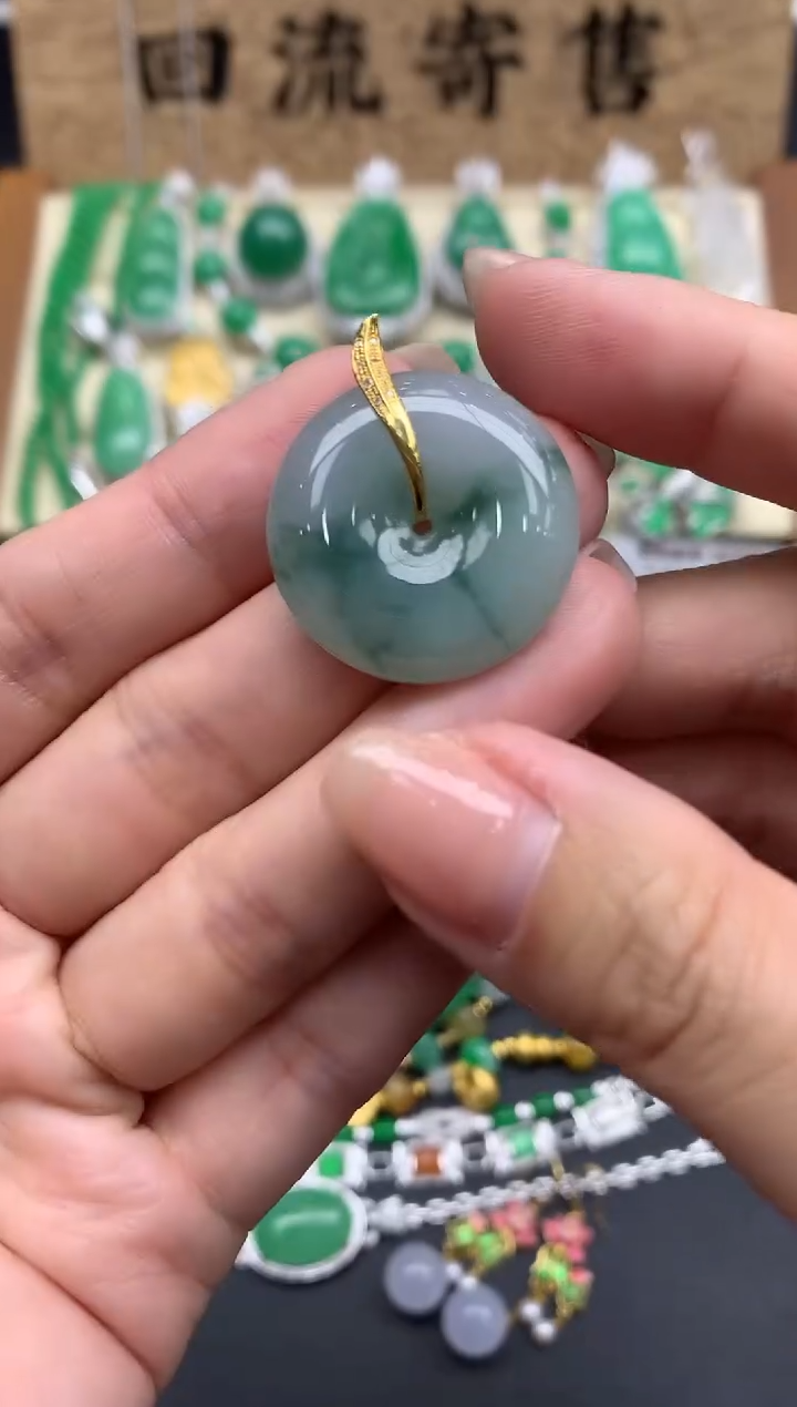 【闪购商品】翡翠颈饰18K金镶嵌77-中国好珍宝