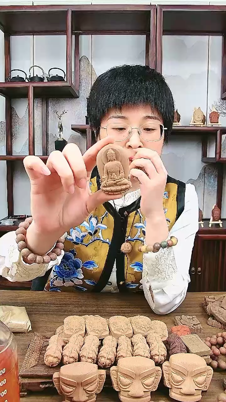 【闪购商品】龙涎香香方药师佛