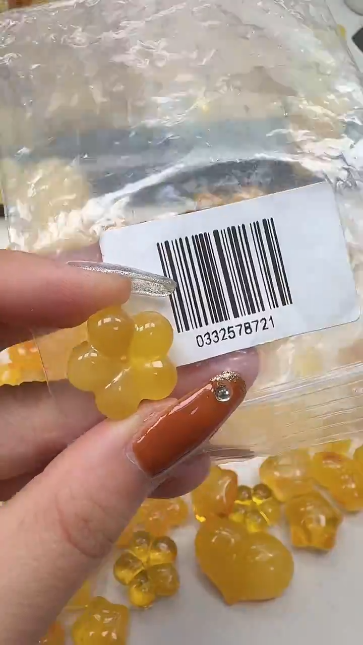 裸石琥珀未镶嵌如图