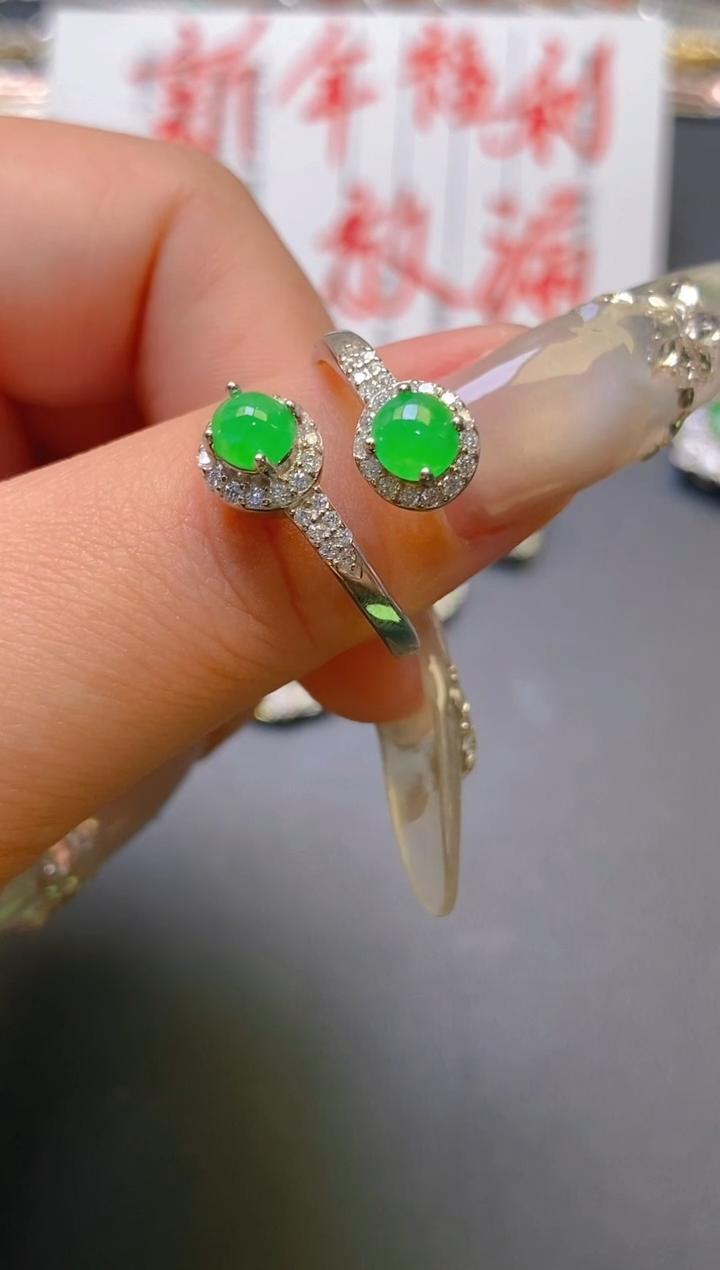 【闪购商品】翡翠耳饰银S925镶嵌天然A货翡翠1