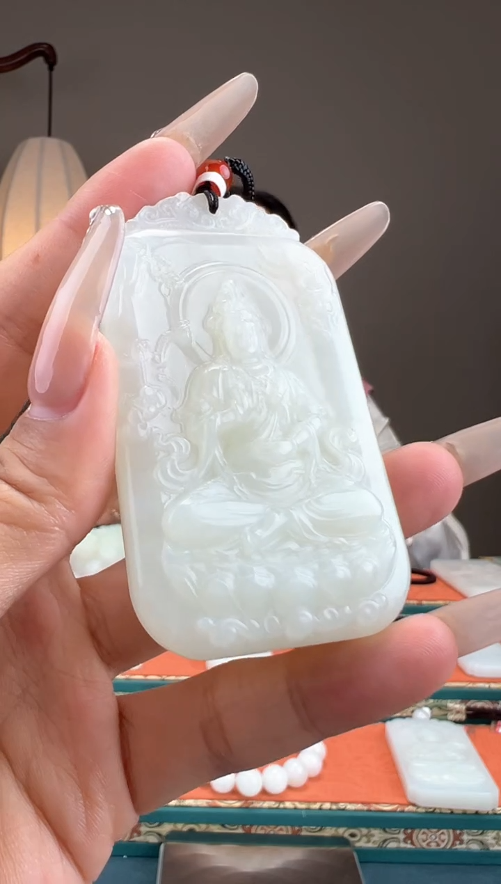 【闪购商品】和田玉颈饰未镶嵌1