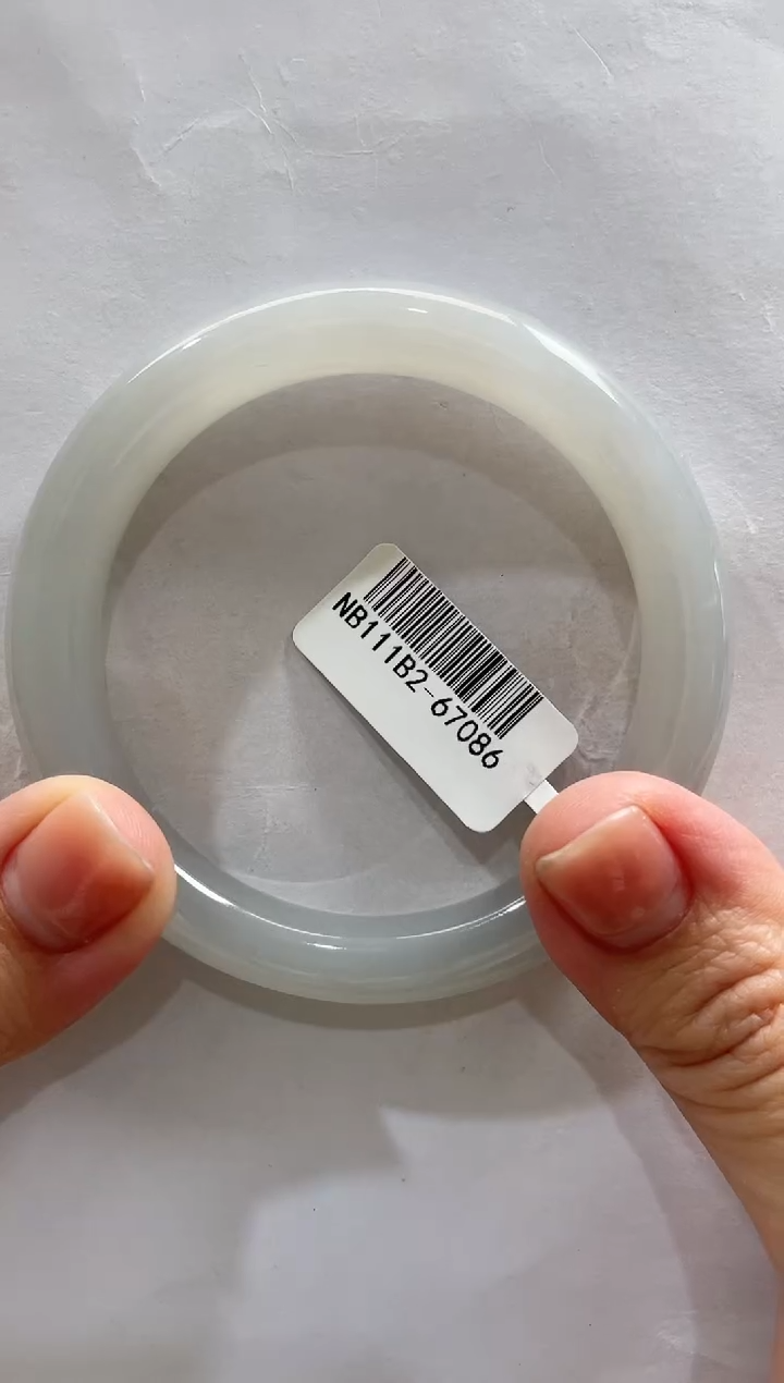 【闪购商品】和田玉手镯未镶嵌56+圈口