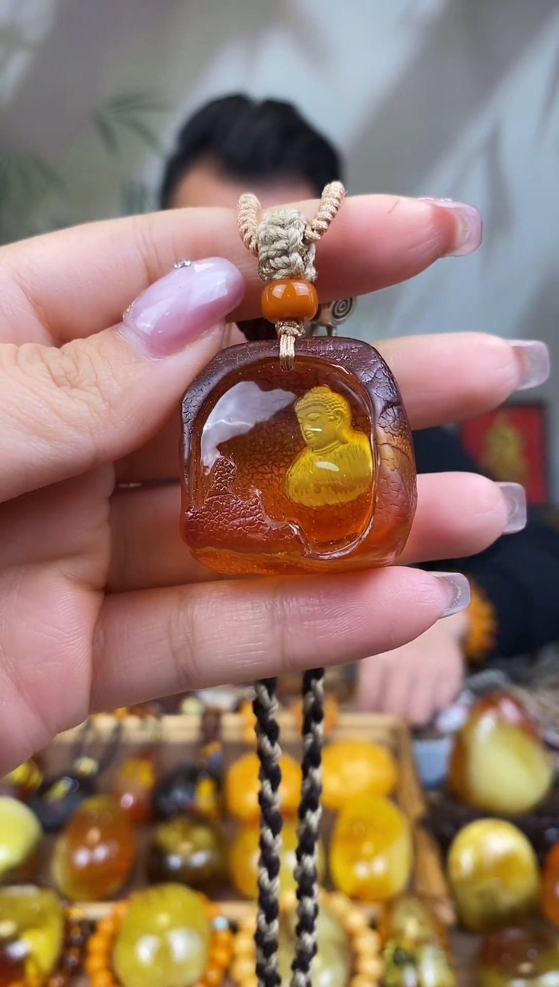 【闪购商品】琥珀裸石未镶嵌基地发货 一物一证 顺丰包邮