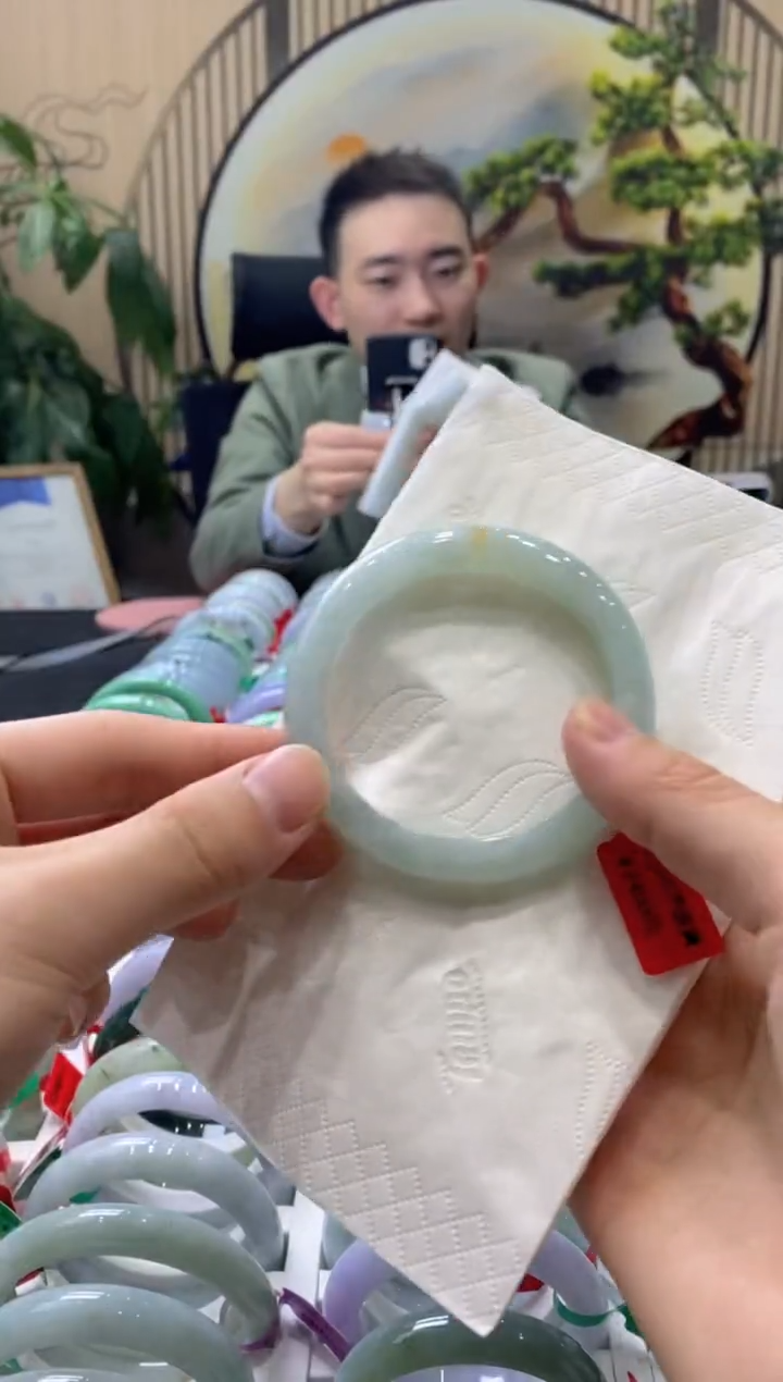 【闪购商品】翡翠手镯未镶嵌0000014470