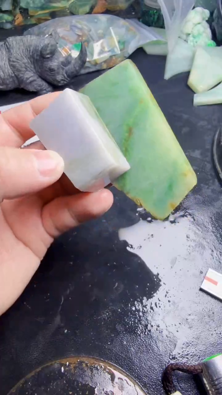 未镶嵌挂件翡翠喷**嘴天然翡翠215