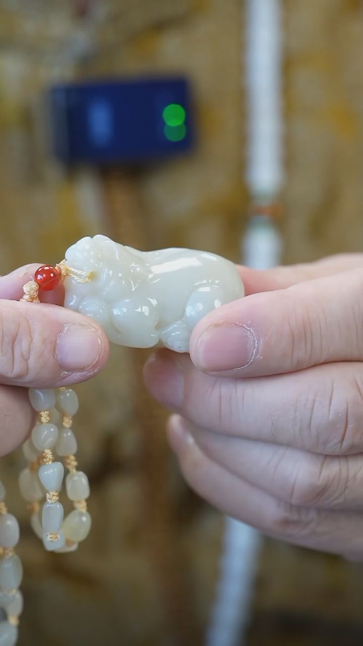 【闪购商品】和田玉手把未镶嵌貔貅重58克