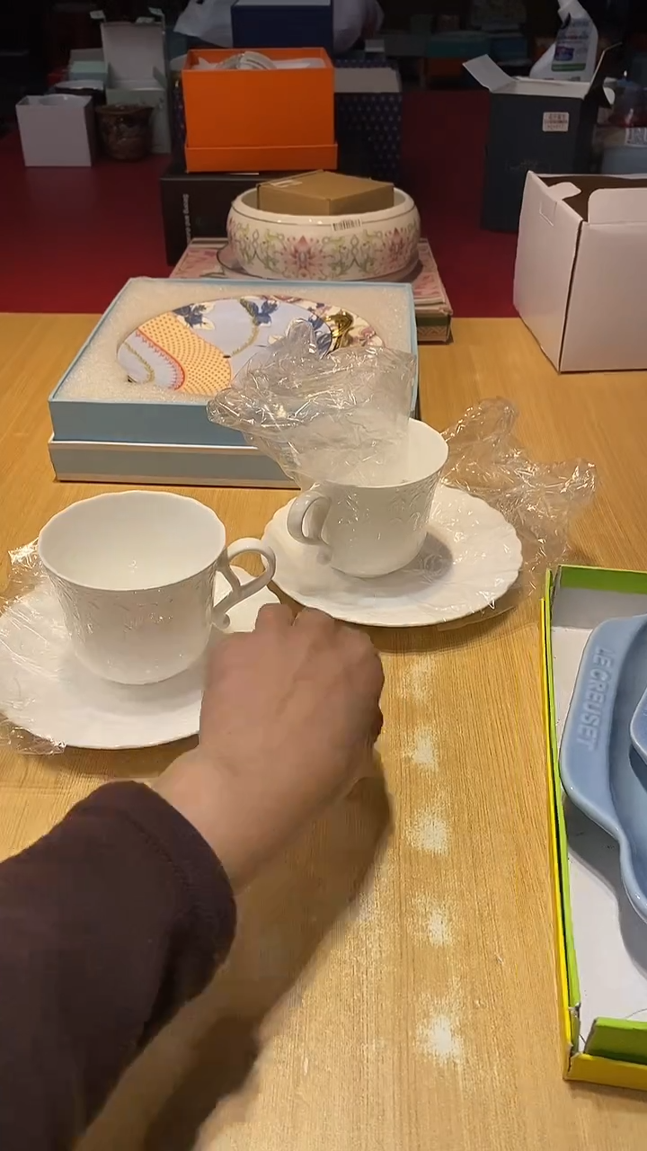 瓷片生活的本意是开心@@1