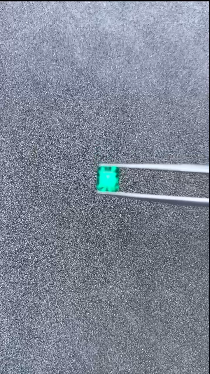 【闪购商品】祖母绿裸石未镶嵌1.09克拉