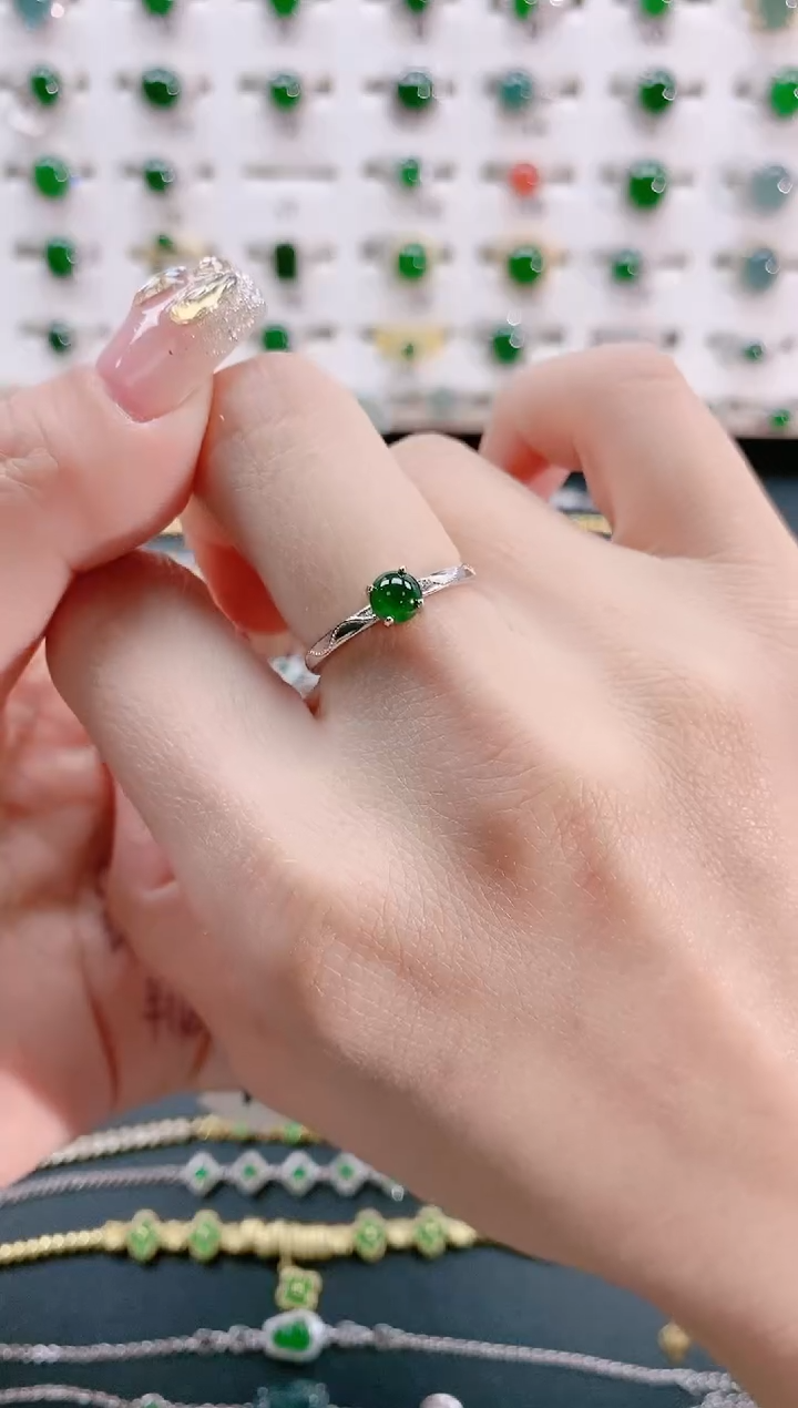 【闪购商品】翡翠戒指银S925镶嵌天然翡翠
