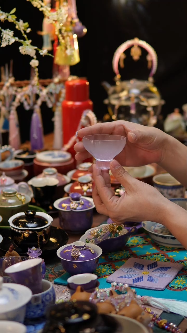 【闪购商品】*紫色星空花口客杯