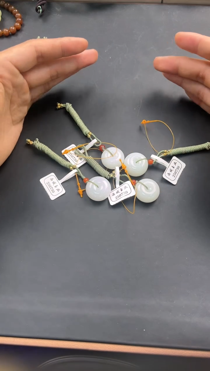 未镶嵌手串和田玉且末天泰白玉平安扣微色差 多样性发其一