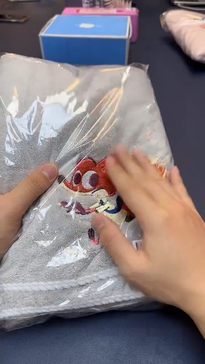 瓷片新号首播，只为数据@@CC960