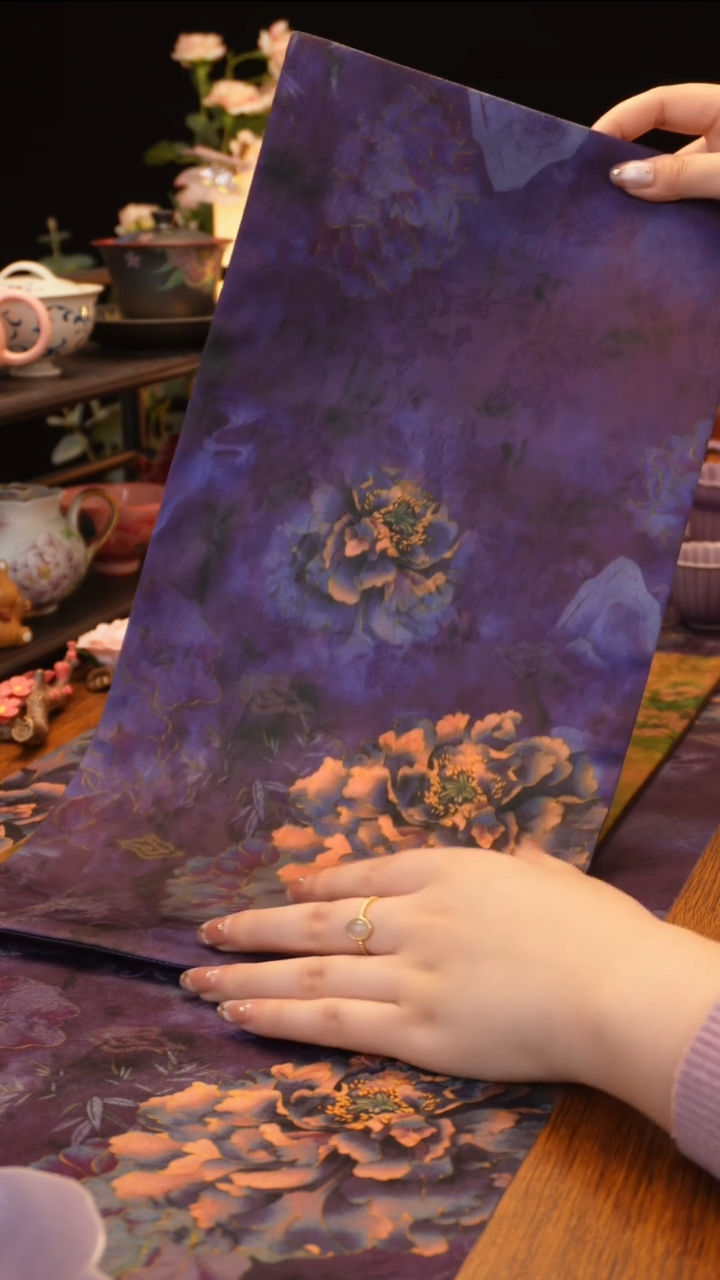 紫牡丹茶席········