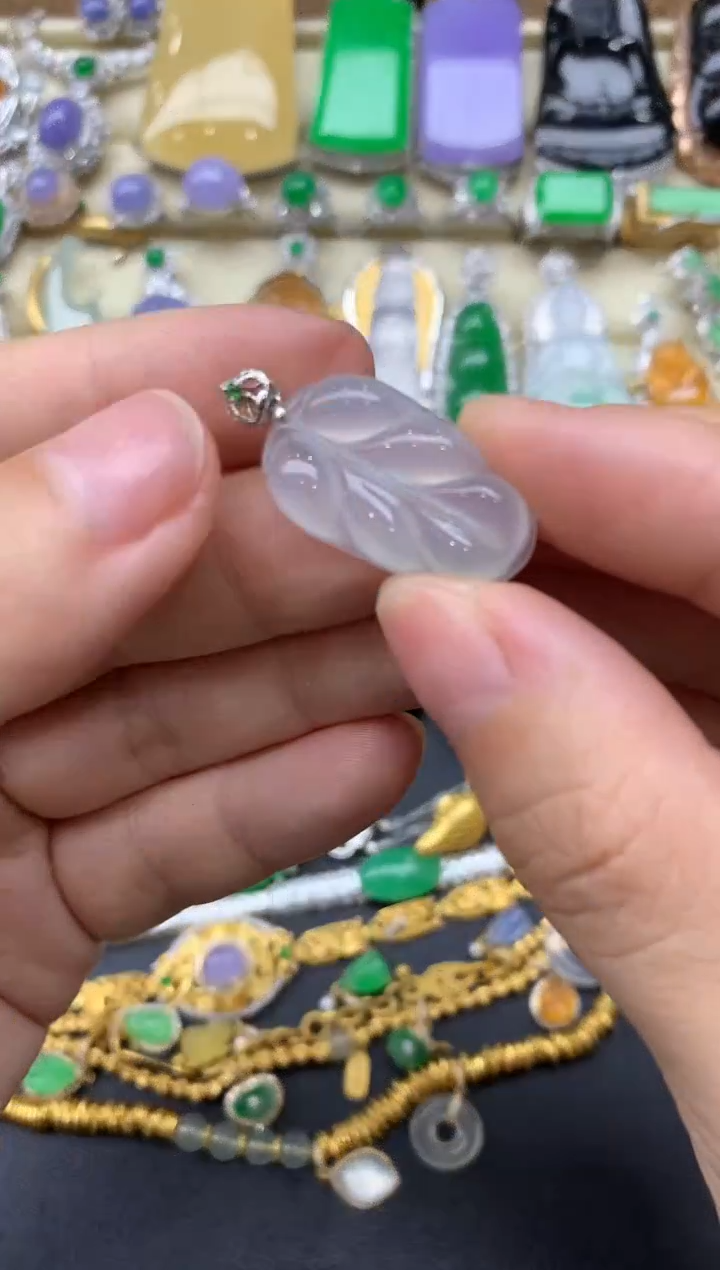 【闪购商品】翡翠颈饰18K金镶嵌105-中国好珍宝