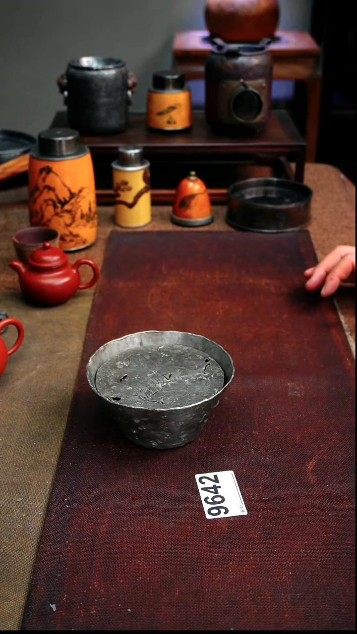 ?9642拍品纯锡储水壶承12*6