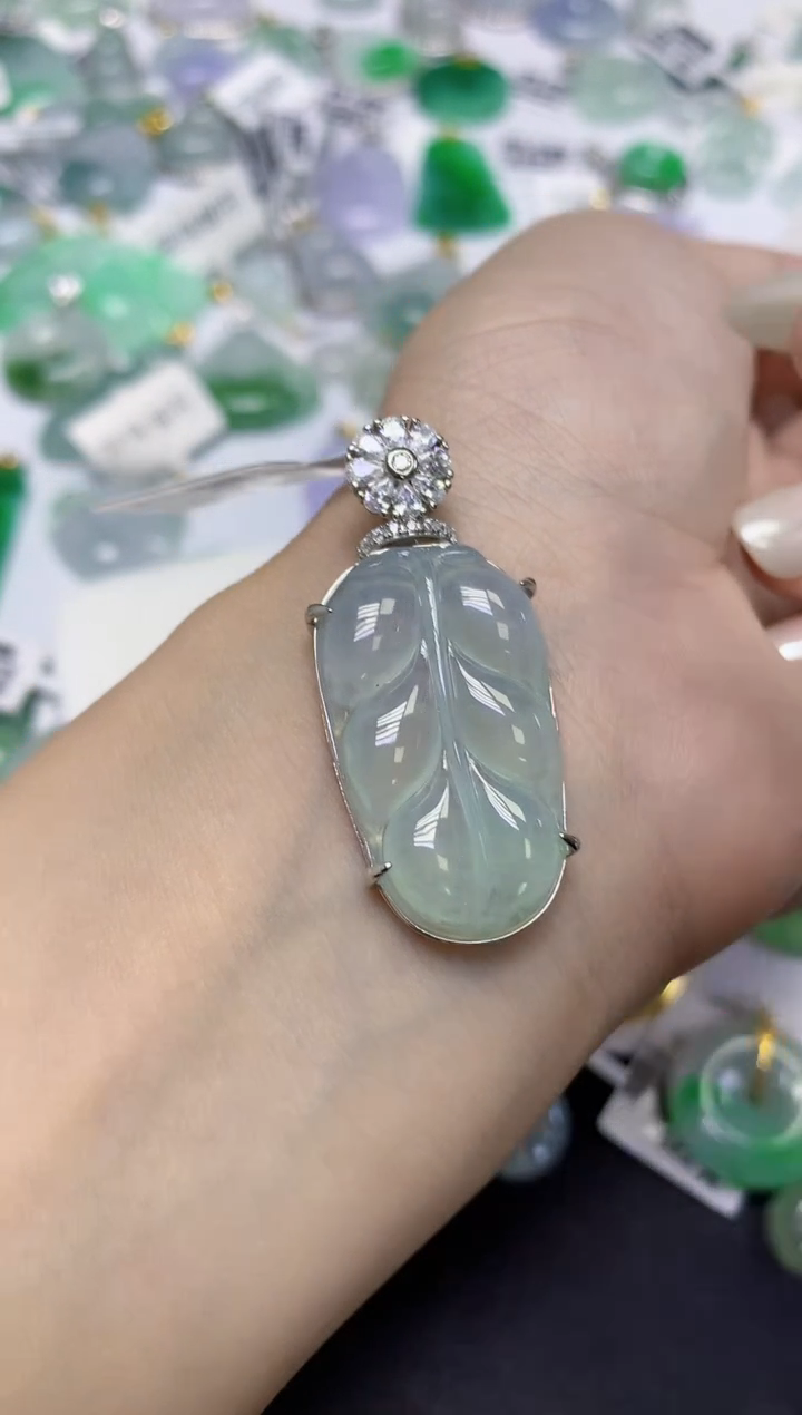 颈饰未镶嵌翡翠天然缅甸翡翠A货百元以上9元证书费自理